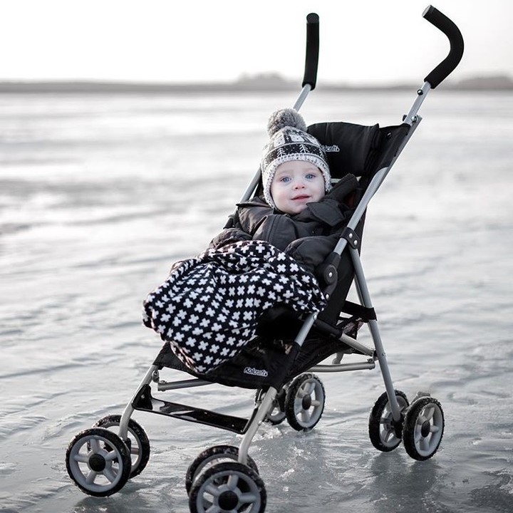 kolcraft cloud lightweight stroller