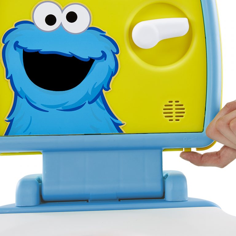 Sesame Street Cookie Monster 3in1 Potty Potty Trainer Kolcraft