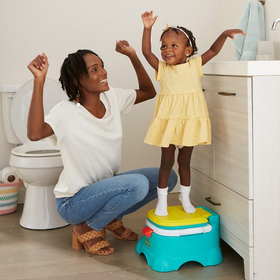 Step Stool_toddler with mom