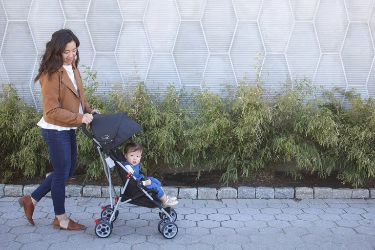 Kolcraft Travelin’ Tot Playard